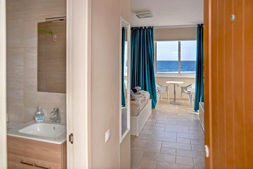 First Line Ocean View Studio Puerto de Santiago  Εξωτερικό φωτογραφία